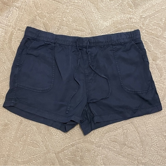 GAP Pants - GAP Shorts